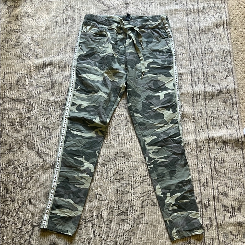 Camouflage Jogger Pants with Side Stripe